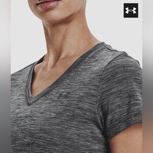 Under Armour Light Charcoal Heather V-Neck Tee